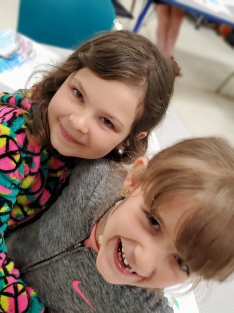 2 girls smiling
